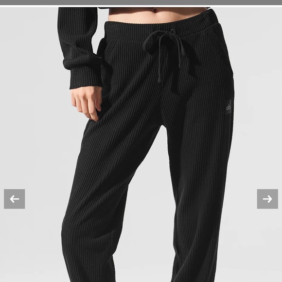 ALO Yoga MUSE Track Pants - Picture 1 of 5